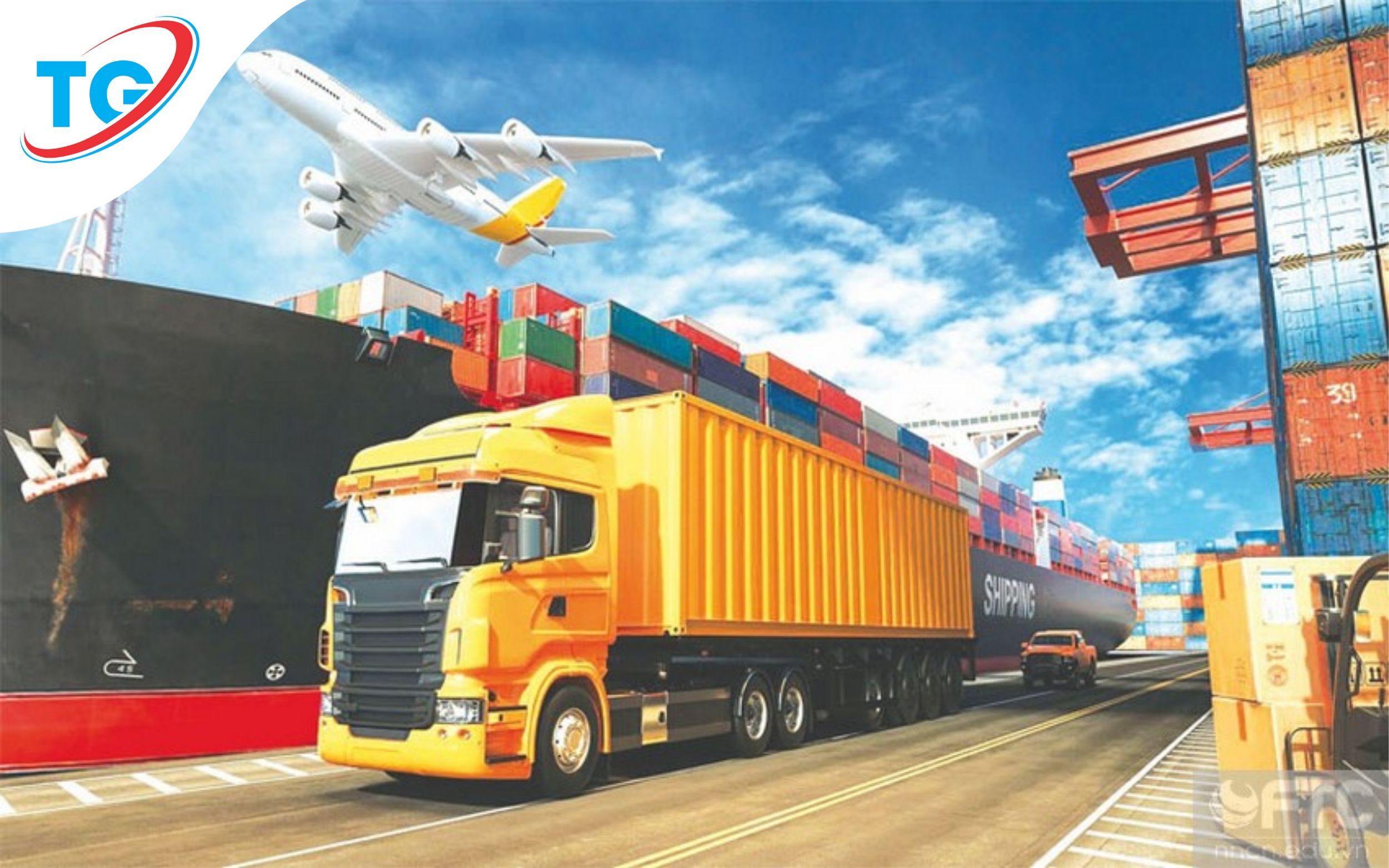 Hàng hóa được vận chuyển từ Trung Quốc về Việt Nam thông qua đường bộ, đường biển hoặc đường hàng không